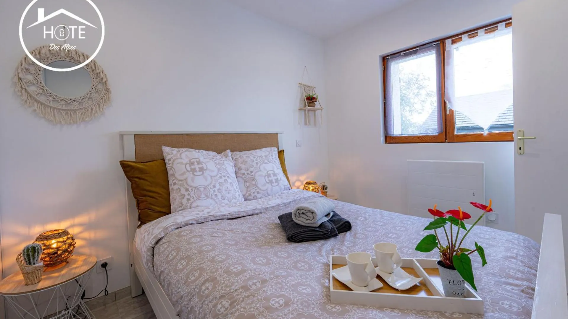 Entre Lacs Et Montagnes-Jardin-Wifi Gruffy Apartment