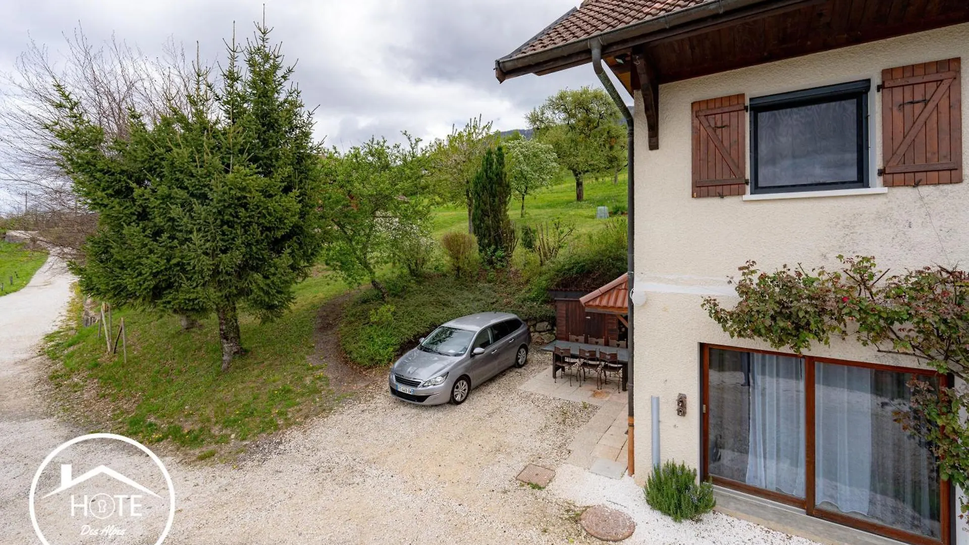 Entre Lacs Et Montagnes-Jardin-Wifi Gruffy France